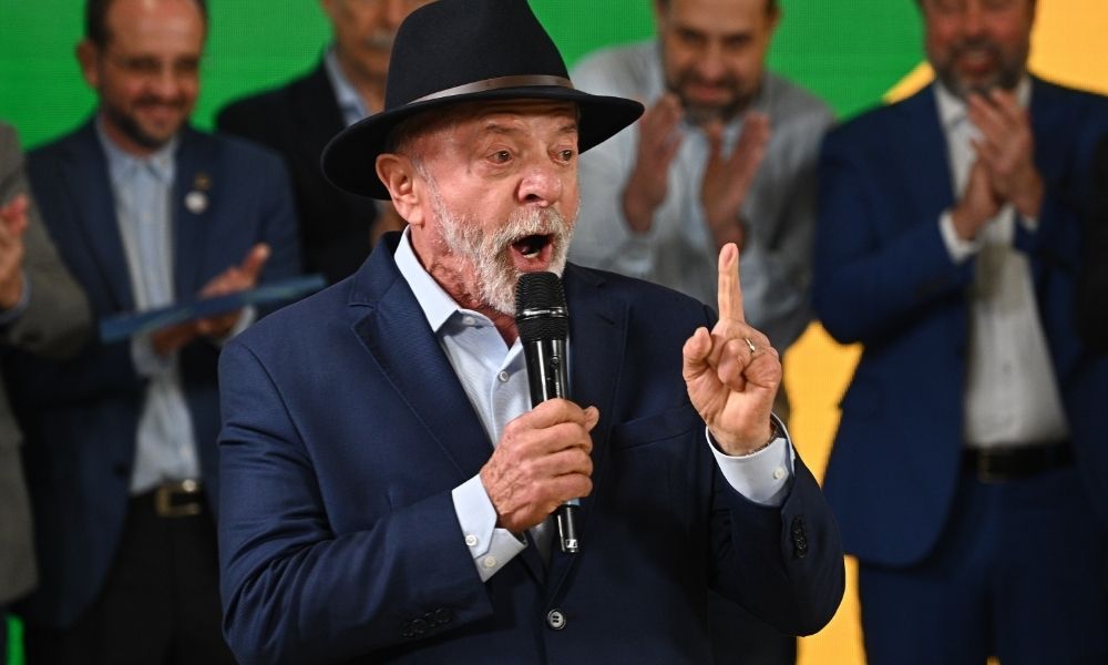 Em meio à crise com EUA, plano de Lula cita 31 vezes o termo soberania